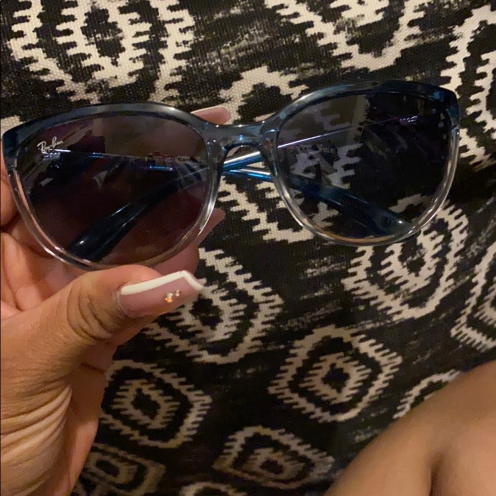 Ray-Ban female sunglasses